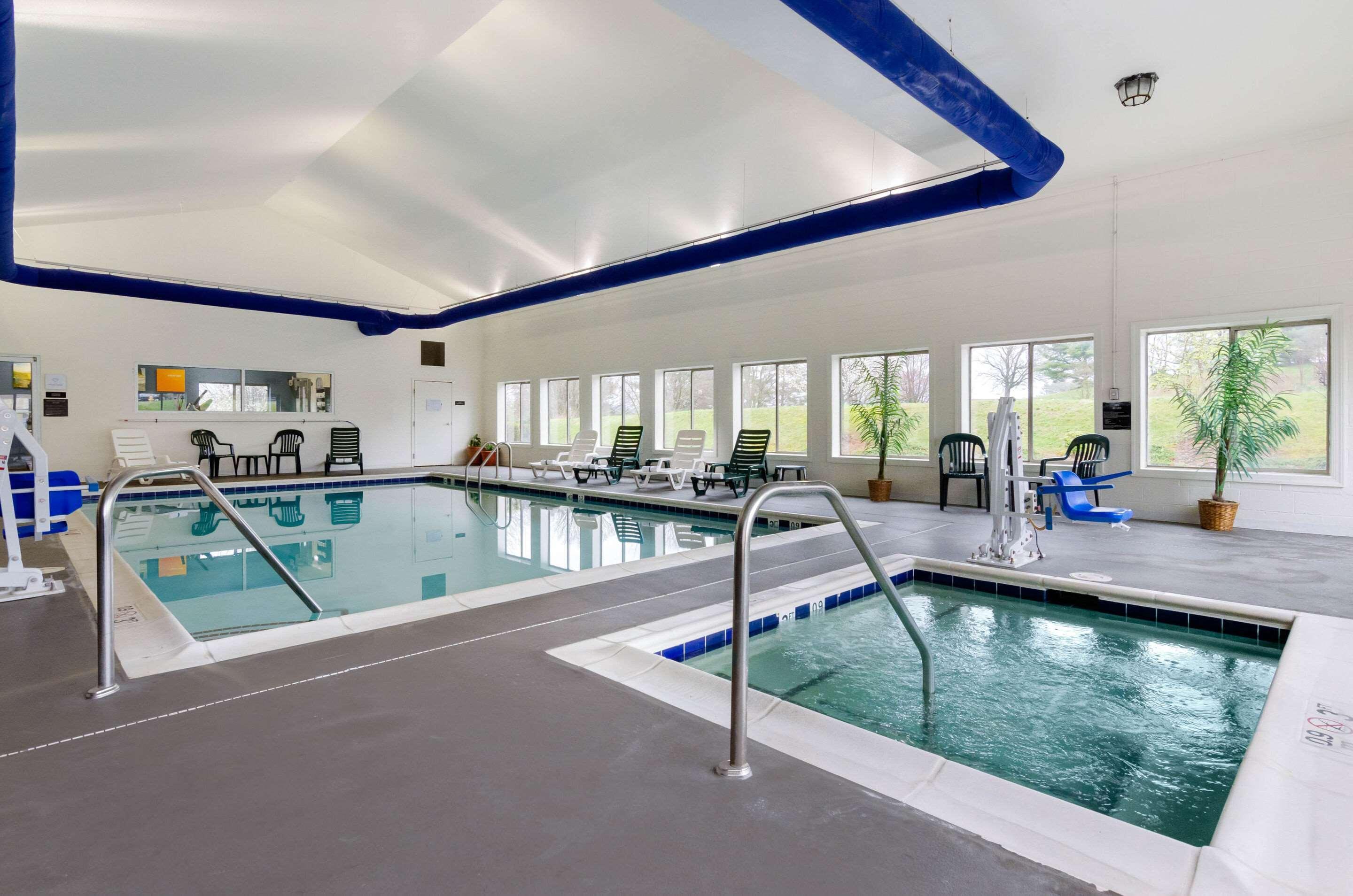 Comfort Suites Abingdon I-81 Esterno foto
