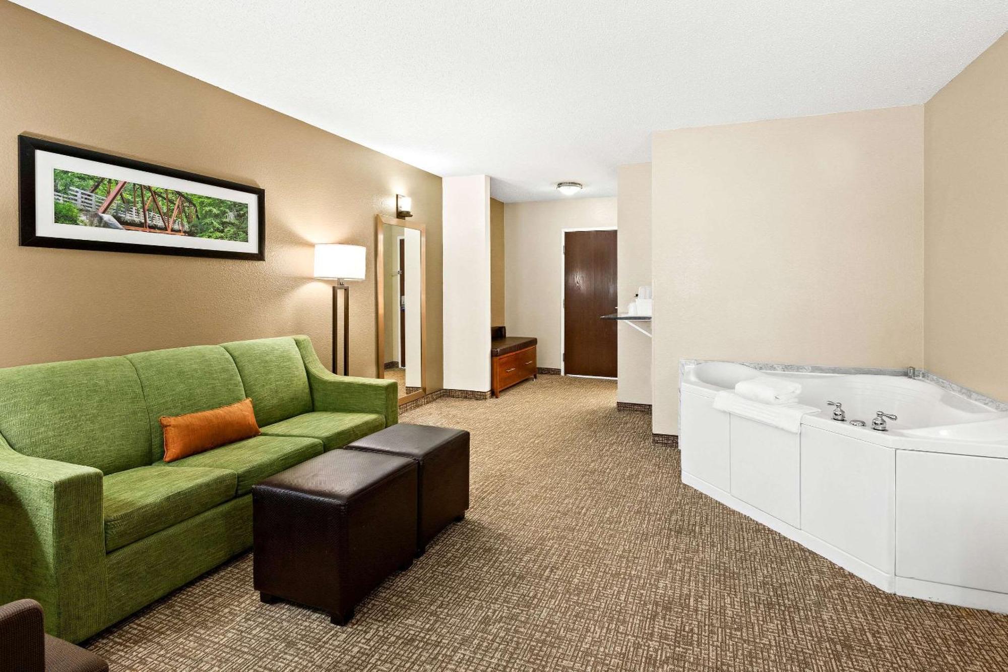 Comfort Suites Abingdon I-81 Esterno foto