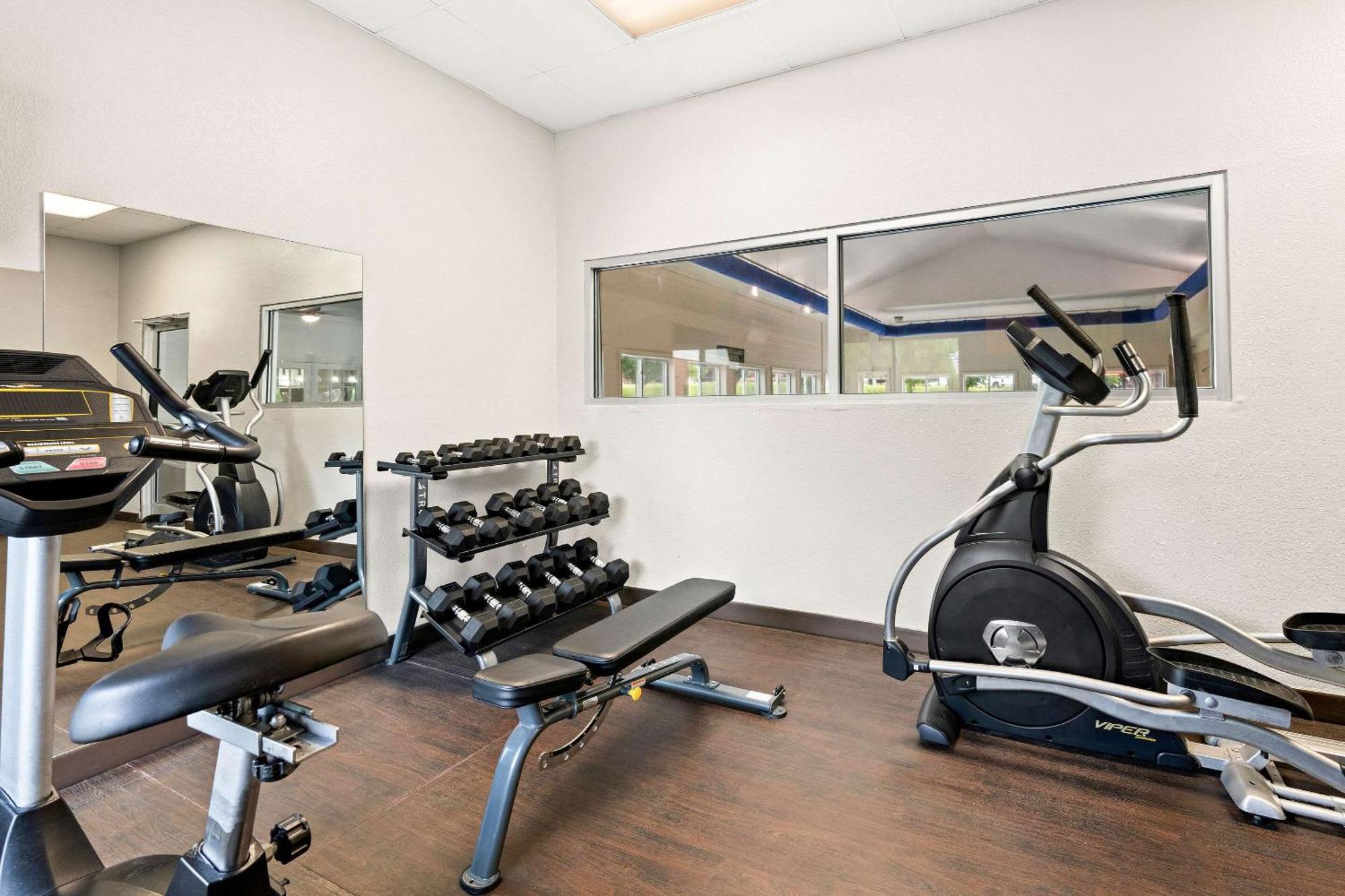 Comfort Suites Abingdon I-81 Esterno foto