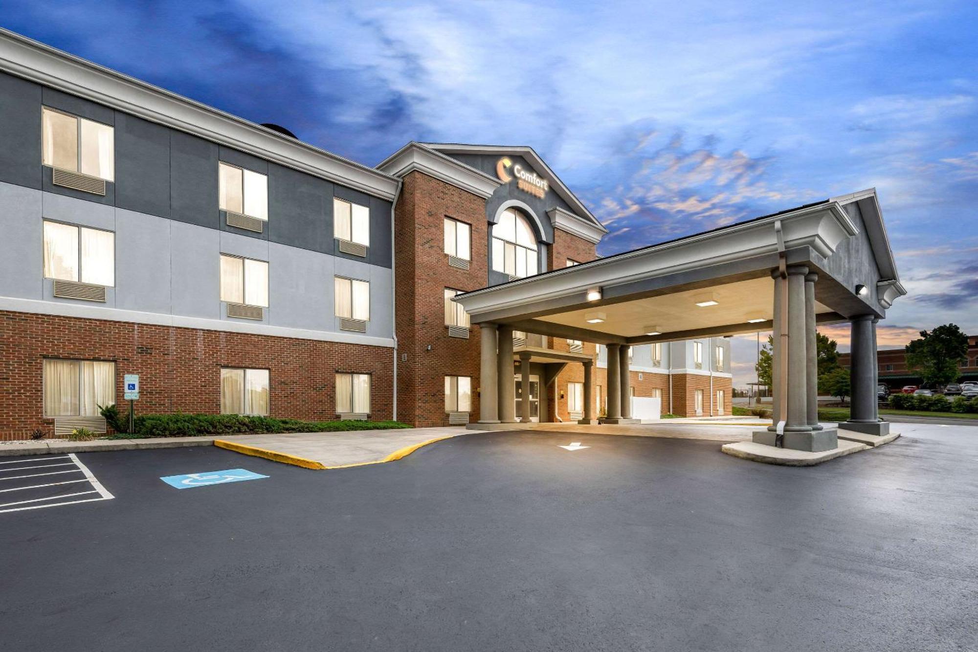 Comfort Suites Abingdon I-81 Esterno foto